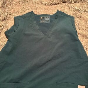 Figs Women’s Casma Caribbean Blue Scrub Top